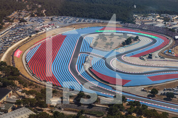 2022-07-23 - Paul Ricard circuit from helicopter, Mistral straight line, ligne droite and chicane during the Formula 1 Lenovo Grand Prix de France, French Grand Prix 2022, 12th round of the 2022 FIA Formula One World Championship from July 22 to 24, 2022 on the Circuit Paul Ricard, in Le Castellet, France - F1 - FRENCH GRAND PRIX 2022 - FORMULA 1 - MOTORS
