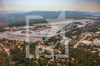 2022-07-23 - Paul Ricard circuit from helicopter, Mistral straight line, ligne droite and chicane during the Formula 1 Lenovo Grand Prix de France, French Grand Prix 2022, 12th round of the 2022 FIA Formula One World Championship from July 22 to 24, 2022 on the Circuit Paul Ricard, in Le Castellet, France - F1 - FRENCH GRAND PRIX 2022 - FORMULA 1 - MOTORS
