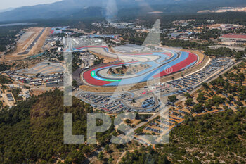 2022-07-23 - Paul Ricard circuit from helicopter, Le Beausset corner, bend during the Formula 1 Lenovo Grand Prix de France, French Grand Prix 2022, 12th round of the 2022 FIA Formula One World Championship from July 22 to 24, 2022 on the Circuit Paul Ricard, in Le Castellet, France - F1 - FRENCH GRAND PRIX 2022 - FORMULA 1 - MOTORS