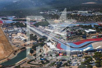 2022-07-23 - Paul Ricard circuit from helicopter, Virage du pont, Pont corner and pits straight line during the Formula 1 Lenovo Grand Prix de France, French Grand Prix 2022, 12th round of the 2022 FIA Formula One World Championship from July 22 to 24, 2022 on the Circuit Paul Ricard, in Le Castellet, France - F1 - FRENCH GRAND PRIX 2022 - FORMULA 1 - MOTORS