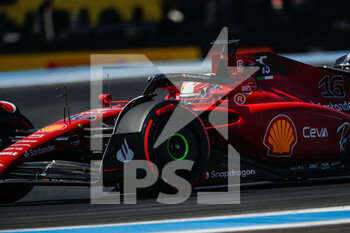 2022-07-23 - 16 LECLERC Charles (mco), Scuderia Ferrari F1-75, action during the Formula 1 Lenovo Grand Prix de France, French Grand Prix 2022, 12th round of the 2022 FIA Formula One World Championship from July 22 to 24, 2022 on the Circuit Paul Ricard, in Le Castellet, France - F1 - FRENCH GRAND PRIX 2022 - FORMULA 1 - MOTORS