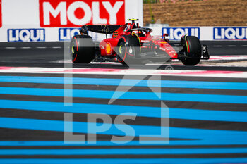 2022-07-23 - 55 SAINZ Carlos (spa), Scuderia Ferrari F1-75, action during the Formula 1 Lenovo Grand Prix de France, French Grand Prix 2022, 12th round of the 2022 FIA Formula One World Championship from July 22 to 24, 2022 on the Circuit Paul Ricard, in Le Castellet, France - F1 - FRENCH GRAND PRIX 2022 - FORMULA 1 - MOTORS