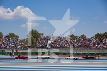 2022-07-24 - Drivers parade during the Formula 1 Lenovo Grand Prix de France, French Grand Prix 2022, 12th round of the 2022 FIA Formula One World Championship from July 22 to 24, 2022 on the Circuit Paul Ricard, in Le Castellet, France - F1 - FRENCH GRAND PRIX 2022 - RACE - FORMULA 1 - MOTORS