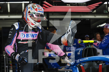 2022-07-24 - OCON Esteban (fra), Alpine F1 Team A522, portrait during the Formula 1 Lenovo Grand Prix de France, French Grand Prix 2022, 12th round of the 2022 FIA Formula One World Championship from July 22 to 24, 2022 on the Circuit Paul Ricard, in Le Castellet, France - F1 - FRENCH GRAND PRIX 2022 - RACE - FORMULA 1 - MOTORS