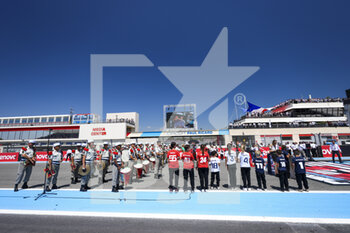2022-07-24 - Grid kid during the Formula 1 Lenovo Grand Prix de France, French Grand Prix 2022, 12th round of the 2022 FIA Formula One World Championship from July 22 to 24, 2022 on the Circuit Paul Ricard, in Le Castellet, France - F1 - FRENCH GRAND PRIX 2022 - RACE - FORMULA 1 - MOTORS