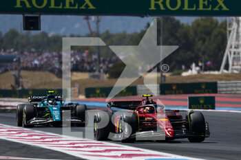 2022-07-24 - 55 SAINZ Carlos (spa), Scuderia Ferrari F1-75, action during the Formula 1 Lenovo Grand Prix de France, French Grand Prix 2022, 12th round of the 2022 FIA Formula One World Championship from July 22 to 24, 2022 on the Circuit Paul Ricard, in Le Castellet, France - F1 - FRENCH GRAND PRIX 2022 - RACE - FORMULA 1 - MOTORS