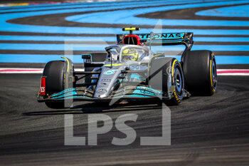 2022-07-24 - 44 HAMILTON Lewis (gbr), Mercedes AMG F1 Team W13, action during the Formula 1 Lenovo Grand Prix de France, French Grand Prix 2022, 12th round of the 2022 FIA Formula One World Championship from July 22 to 24, 2022 on the Circuit Paul Ricard, in Le Castellet, France - F1 - FRENCH GRAND PRIX 2022 - RACE - FORMULA 1 - MOTORS