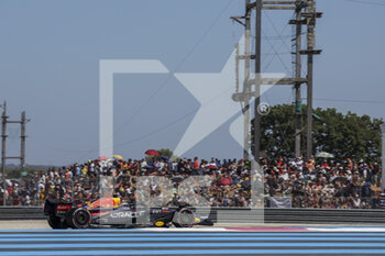 2022-07-24 - 01 VERSTAPPEN Max (nld), Red Bull Racing RB18, actionduring the Formula 1 Lenovo Grand Prix de France, French Grand Prix 2022, 12th round of the 2022 FIA Formula One World Championship from July 22 to 24, 2022 on the Circuit Paul Ricard, in Le Castellet, France - F1 - FRENCH GRAND PRIX 2022 - RACE - FORMULA 1 - MOTORS