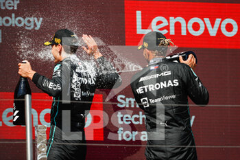 2022-07-24 - RUSSELL George (gbr), Mercedes AMG F1 Team W13, HAMILTON Lewis (gbr), Mercedes AMG F1 Team W13, portrait during the Formula 1 Lenovo Grand Prix de France, French Grand Prix 2022, 12th round of the 2022 FIA Formula One World Championship from July 22 to 24, 2022 on the Circuit Paul Ricard, in Le Castellet, France - F1 - FRENCH GRAND PRIX 2022 - RACE - FORMULA 1 - MOTORS