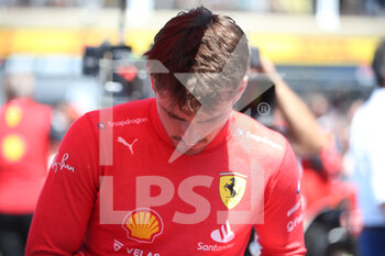 2022-07-24 - jul 24 2022 Le Castellet, France - F1 2022 France GP - Race grid-  Charles Leclerc (MON) Ferrari F1-75  - FORMULA 1 LENOVO GRAND PRIX DE FRANCE 2022 - FORMULA 1 - MOTORS