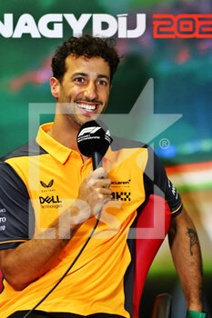2022-07-28 - RICCIARDO Daniel (aus), McLaren F1 Team MCL36, portrait press conference during the Formula 1 Aramco Magyar Nagydij 2022, Hungarian Grand Prix 2022, 12th round of the 2022 FIA Formula One World Championship from July 28 to 31, 2022 on the Hungaroring, in Mogyorod, Hungary - F1 - HUNGARIAN GRAND PRIX 2022 - FORMULA 1 - MOTORS