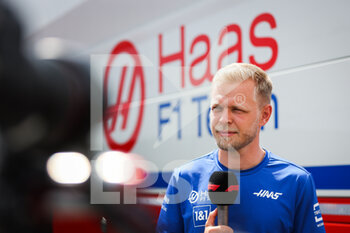 2022-07-28 - MAGNUSSEN Kevin (den), Haas F1 Team VF-22 Ferrari, portrait during the Formula 1 Aramco Magyar Nagydij 2022, Hungarian Grand Prix 2022, 12th round of the 2022 FIA Formula One World Championship from July 28 to 31, 2022 on the Hungaroring, in Mogyorod, Hungary - F1 - HUNGARIAN GRAND PRIX 2022 - FORMULA 1 - MOTORS