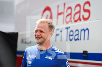 2022-07-28 - MAGNUSSEN Kevin (den), Haas F1 Team VF-22 Ferrari, portrait during the Formula 1 Aramco Magyar Nagydij 2022, Hungarian Grand Prix 2022, 12th round of the 2022 FIA Formula One World Championship from July 28 to 31, 2022 on the Hungaroring, in Mogyorod, Hungary - F1 - HUNGARIAN GRAND PRIX 2022 - FORMULA 1 - MOTORS