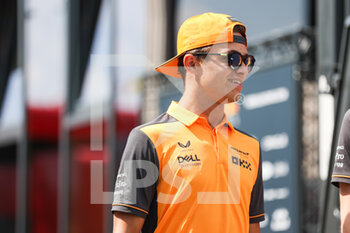 2022-07-28 - NORRIS Lando (gbr), McLaren F1 Team MCL36, portrait during the Formula 1 Aramco Magyar Nagydij 2022, Hungarian Grand Prix 2022, 12th round of the 2022 FIA Formula One World Championship from July 28 to 31, 2022 on the Hungaroring, in Mogyorod, Hungary - F1 - HUNGARIAN GRAND PRIX 2022 - FORMULA 1 - MOTORS