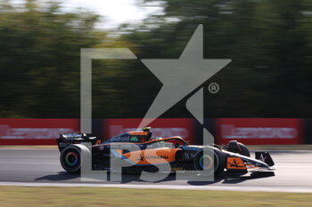 2022-07-29 - 04 NORRIS Lando (gbr), McLaren F1 Team MCL36, action during the Formula 1 Aramco Magyar Nagydij 2022, Hungarian Grand Prix 2022, 12th round of the 2022 FIA Formula One World Championship from July 28 to 31, 2022 on the Hungaroring, in Mogyorod, Hungary - F1 - HUNGARIAN GRAND PRIX 2022 - FORMULA 1 - MOTORS
