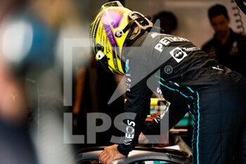 2022-07-29 - HAMILTON Lewis (gbr), Mercedes AMG F1 Team W13, portrait during the Formula 1 Aramco Magyar Nagydij 2022, Hungarian Grand Prix 2022, 12th round of the 2022 FIA Formula One World Championship from July 28 to 31, 2022 on the Hungaroring, in Mogyorod, Hungary - F1 - HUNGARIAN GRAND PRIX 2022 - FORMULA 1 - MOTORS