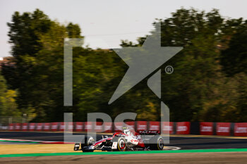2022-07-29 - 24 ZHOU Guanyu (chi), Alfa Romeo F1 Team ORLEN C42, action during the Formula 1 Aramco Magyar Nagydij 2022, Hungarian Grand Prix 2022, 12th round of the 2022 FIA Formula One World Championship from July 28 to 31, 2022 on the Hungaroring, in Mogyorod, Hungary - F1 - HUNGARIAN GRAND PRIX 2022 - FORMULA 1 - MOTORS