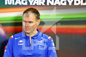 2022-07-29 - Alan Permane (GBR) Alpine F1 Team Trackside Operations Director in the FIA Press Conference, portrait during the Formula 1 Aramco Magyar Nagydij 2022, Hungarian Grand Prix 2022, 12th round of the 2022 FIA Formula One World Championship from July 28 to 31, 2022 on the Hungaroring, in Mogyorod, Hungary - F1 - HUNGARIAN GRAND PRIX 2022 - FORMULA 1 - MOTORS