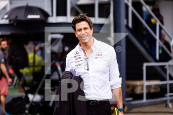 2022-07-30 - WOLFF Toto (aut), Team Principal & CEO of Mercedes AMG F1 Team, portrait during the Formula 1 Aramco Magyar Nagydij 2022, Hungarian Grand Prix 2022, 12th round of the 2022 FIA Formula One World Championship from July 28 to 31, 2022 on the Hungaroring, in Mogyorod, Hungary - F1 - HUNGARIAN GRAND PRIX 2022 - FORMULA 1 - MOTORS