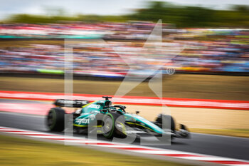 2022-07-30 - 18 STROLL Lance (can), Aston Martin F1 Team AMR22, action during the Formula 1 Aramco Magyar Nagydij 2022, Hungarian Grand Prix 2022, 12th round of the 2022 FIA Formula One World Championship from July 28 to 31, 2022 on the Hungaroring, in Mogyorod, Hungary - F1 - HUNGARIAN GRAND PRIX 2022 - FORMULA 1 - MOTORS