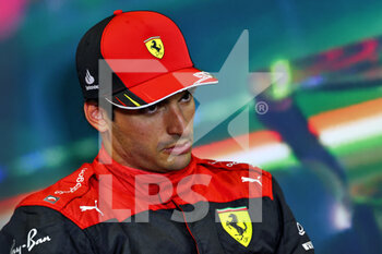 2022-07-30 - Carlos Sainz (ESP), Ferrari, in the post qualifying FIA Press Conference, portrait during the Formula 1 Aramco Magyar Nagydij 2022, Hungarian Grand Prix 2022, 12th round of the 2022 FIA Formula One World Championship from July 28 to 31, 2022 on the Hungaroring, in Mogyorod, Hungary - F1 - HUNGARIAN GRAND PRIX 2022 - FORMULA 1 - MOTORS