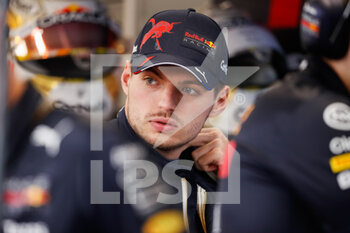 2022-07-30 - VERSTAPPEN Max (ned), Red Bull Racing RB18, portrait during the Formula 1 Aramco Magyar Nagydij 2022, Hungarian Grand Prix 2022, 12th round of the 2022 FIA Formula One World Championship from July 28 to 31, 2022 on the Hungaroring, in Mogyorod, Hungary - F1 - HUNGARIAN GRAND PRIX 2022 - FORMULA 1 - MOTORS