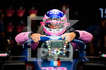 2022-07-30 - ALONSO Fernando (spa), Alpine F1 Team A522, portrait during the Formula 1 Aramco Magyar Nagydij 2022, Hungarian Grand Prix 2022, 12th round of the 2022 FIA Formula One World Championship from July 28 to 31, 2022 on the Hungaroring, in Mogyorod, Hungary - F1 - HUNGARIAN GRAND PRIX 2022 - FORMULA 1 - MOTORS