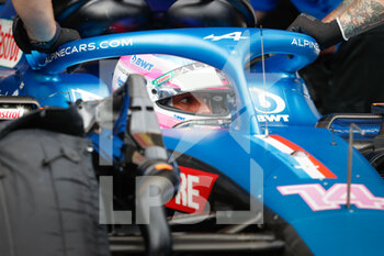 2022-07-30 - ALONSO Fernando (spa), Alpine F1 Team A522, portrait during the Formula 1 Aramco Magyar Nagydij 2022, Hungarian Grand Prix 2022, 12th round of the 2022 FIA Formula One World Championship from July 28 to 31, 2022 on the Hungaroring, in Mogyorod, Hungary - F1 - HUNGARIAN GRAND PRIX 2022 - FORMULA 1 - MOTORS