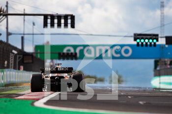 2022-07-30 - 03 RICCIARDO Daniel (aus), McLaren F1 Team MCL36, action during the Formula 1 Aramco Magyar Nagydij 2022, Hungarian Grand Prix 2022, 12th round of the 2022 FIA Formula One World Championship from July 28 to 31, 2022 on the Hungaroring, in Mogyorod, Hungary - F1 - HUNGARIAN GRAND PRIX 2022 - FORMULA 1 - MOTORS