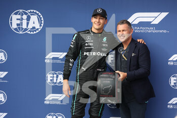 2022-07-30 - RUSSELL George (gbr), Mercedes AMG F1 Team W13, KRISTENSEN Tom portrait during the Formula 1 Aramco Magyar Nagydij 2022, Hungarian Grand Prix 2022, 12th round of the 2022 FIA Formula One World Championship from July 28 to 31, 2022 on the Hungaroring, in Mogyorod, Hungary - F1 - HUNGARIAN GRAND PRIX 2022 - FORMULA 1 - MOTORS