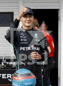 2022-07-30 - RUSSELL George (gbr), Mercedes AMG F1 Team W13, portrait during the Formula 1 Aramco Magyar Nagydij 2022, Hungarian Grand Prix 2022, 12th round of the 2022 FIA Formula One World Championship from July 28 to 31, 2022 on the Hungaroring, in Mogyorod, Hungary - F1 - HUNGARIAN GRAND PRIX 2022 - FORMULA 1 - MOTORS