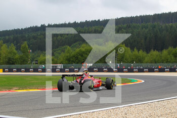 2022-08-26 - Carlos Sainz (SPA) Ferrari F1-75 - FORMULA 1 ROLEX BELGIAN GRAND PRIX 2022 FREE PRACTICE - FORMULA 1 - MOTORS