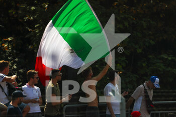 2022-09-09 - Supporters during F1 Free Practice

 - 2022 FORMULA 1 PIRELLI GRAN PREMIO D'ITALIA - GRAND PRIX OF ITALY - FREE PRACTICE - FORMULA 1 - MOTORS