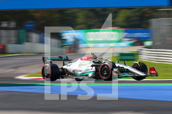 10/09/2022 - Lewis Hamilton (GBR) Mercedes W13 E Performance - 2022 FORMULA 1 PIRELLI GRAN PREMIO D'ITALIA - GRAND PRIX OF ITALY - FREE PRACTICE AND QUALIFYING - FORMULA 1 - MOTORI