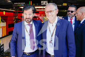 11/09/2022 - Mohammed Bin Sulayem (EAU) - FIA President and  Stefano Domenicali (ITA) - CEO Formula One Group in  Scuderia Ferrari Garage  - 2022 FORMULA 1 PIRELLI GRAN PREMIO D'ITALIA - GRAND PRIX OF ITALY - RACE - FORMULA 1 - MOTORI