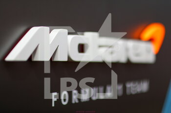 2022-09-11 - McLaren F1 Team logo
 - 2022 FORMULA 1 PIRELLI GRAN PREMIO D'ITALIA - GRAND PRIX OF ITALY - RACE - FORMULA 1 - MOTORS