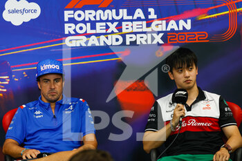 2022-08-25 - ZHOU Guanyu (chi), Alfa Romeo F1 Team ORLEN C42, portrait with ALONSO Fernando (spa), Alpine F1 Team A522, , press conference during the Formula 1 Rolex Belgian Grand Prix 2022, 14th round of the 2022 FIA Formula One World Championship from August 26 to 28, 2022 on the Circuit de Spa-Francorchamps, in Francorchamps, Belgium - F1 - BELGIAN GRAND PRIX 2022 - FORMULA 1 - MOTORS