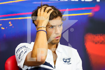 2022-08-25 - GASLY Pierre (fra), Scuderia AlphaTauri AT03, portrait during the Formula 1 Rolex Belgian Grand Prix 2022, 14th round of the 2022 FIA Formula One World Championship from August 26 to 28, 2022 on the Circuit de Spa-Francorchamps, in Francorchamps, Belgium - F1 - BELGIAN GRAND PRIX 2022 - FORMULA 1 - MOTORS