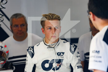 2022-08-25 - LAWSON Liam (nzl), Scuderia AlphaTauri AT03, portrait during the Formula 1 Rolex Belgian Grand Prix 2022, 14th round of the 2022 FIA Formula One World Championship from August 26 to 28, 2022 on the Circuit de Spa-Francorchamps, in Francorchamps, Belgium - F1 - BELGIAN GRAND PRIX 2022 - FORMULA 1 - MOTORS