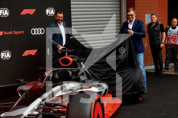 2022-08-26 - HOFFMAN Oliver (ger), Chief Technical Officer of Audi and DUESMANN Markus (ger), CEO of Audi during the Formula 1 Rolex Belgian Grand Prix 2022, 14th round of the 2022 FIA Formula One World Championship from August 26 to 28, 2022 on the Circuit de Spa-Francorchamps, in Francorchamps, Belgium - F1 - BELGIAN GRAND PRIX 2022 - FORMULA 1 - MOTORS