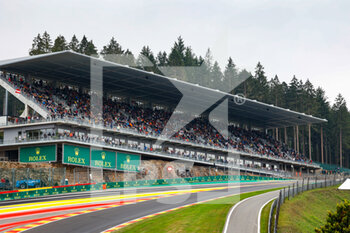 2022-08-27 - grandstands, gradins, landscape, paysage, eau rouge during the Formula 1 Rolex Belgian Grand Prix 2022, 14th round of the 2022 FIA Formula One World Championship from August 26 to 28, 2022 on the Circuit de Spa-Francorchamps, in Francorchamps, Belgium - F1 - BELGIAN GRAND PRIX 2022 - FORMULA 1 - MOTORS