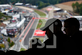 2022-08-27 - Fans, raidillon, during the Formula 1 Rolex Belgian Grand Prix 2022, 14th round of the 2022 FIA Formula One World Championship from August 26 to 28, 2022 on the Circuit de Spa-Francorchamps, in Francorchamps, Belgium - F1 - BELGIAN GRAND PRIX 2022 - FORMULA 1 - MOTORS
