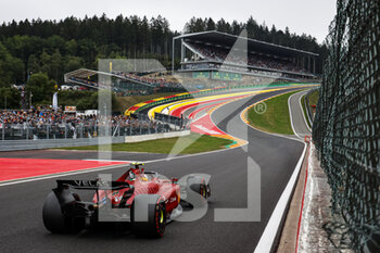 2022-08-27 - 55 SAINZ Carlos (spa), Scuderia Ferrari F1-75, action during the Formula 1 Rolex Belgian Grand Prix 2022, 14th round of the 2022 FIA Formula One World Championship from August 26 to 28, 2022 on the Circuit de Spa-Francorchamps, in Francorchamps, Belgium - F1 - BELGIAN GRAND PRIX 2022 - FORMULA 1 - MOTORS