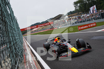 2022-08-27 - 01 VERSTAPPEN Max (nld), Red Bull Racing RB18, action during the Formula 1 Rolex Belgian Grand Prix 2022, 14th round of the 2022 FIA Formula One World Championship from August 26 to 28, 2022 on the Circuit de Spa-Francorchamps, in Francorchamps, Belgium - F1 - BELGIAN GRAND PRIX 2022 - FORMULA 1 - MOTORS