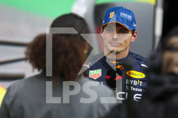 2022-08-27 - VERSTAPPEN Max (ned), Red Bull Racing RB18, portrait during the Formula 1 Rolex Belgian Grand Prix 2022, 14th round of the 2022 FIA Formula One World Championship from August 26 to 28, 2022 on the Circuit de Spa-Francorchamps, in Francorchamps, Belgium - F1 - BELGIAN GRAND PRIX 2022 - FORMULA 1 - MOTORS