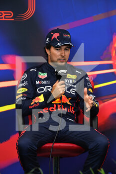 2022-08-27 - PEREZ Sergio (mex), Red Bull Racing RB18, portrait during the Formula 1 Rolex Belgian Grand Prix 2022, 14th round of the 2022 FIA Formula One World Championship from August 26 to 28, 2022 on the Circuit de Spa-Francorchamps, in Francorchamps, Belgium - F1 - BELGIAN GRAND PRIX 2022 - FORMULA 1 - MOTORS