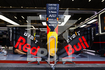 2022-08-28 - Front wing, Red Bull Racing Honda RB18, mechanical detail during the Formula 1 Rolex Belgian Grand Prix 2022, 14th round of the 2022 FIA Formula One World Championship from August 26 to 28, 2022 on the Circuit de Spa-Francorchamps, in Francorchamps, Belgium - F1 - BELGIAN GRAND PRIX 2022 - RACE - FORMULA 1 - MOTORS