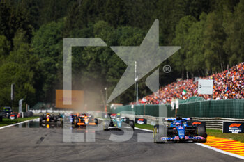 2022-08-28 - 14 ALONSO Fernando (spa), Alpine F1 Team A522, action during the Formula 1 Rolex Belgian Grand Prix 2022, 14th round of the 2022 FIA Formula One World Championship from August 26 to 28, 2022 on the Circuit de Spa-Francorchamps, in Francorchamps, Belgium - F1 - BELGIAN GRAND PRIX 2022 - RACE - FORMULA 1 - MOTORS