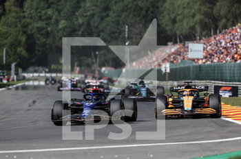 2022-08-28 - 23 ALBON Alexander (tha), Williams Racing FW44, action 03 RICCIARDO Daniel (aus), McLaren F1 Team MCL36, action during the Formula 1 Rolex Belgian Grand Prix 2022, 14th round of the 2022 FIA Formula One World Championship from August 26 to 28, 2022 on the Circuit de Spa-Francorchamps, in Francorchamps, Belgium - F1 - BELGIAN GRAND PRIX 2022 - RACE - FORMULA 1 - MOTORS
