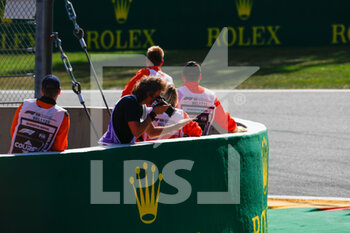 2022-08-28 - photographer at la source during the Formula 1 Rolex Belgian Grand Prix 2022, 14th round of the 2022 FIA Formula One World Championship from August 26 to 28, 2022 on the Circuit de Spa-Francorchamps, in Francorchamps, Belgium - F1 - BELGIAN GRAND PRIX 2022 - RACE - FORMULA 1 - MOTORS